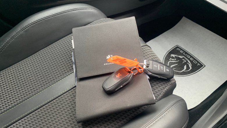 Peugeot 208 1.2 PureTech 100 GT 5dr Petrol Hatchback